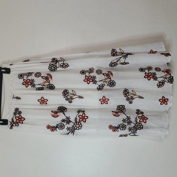 J.O.A Los Angeles Floral Embroidered Faux Wrap Midi Skirt Size Small High-Low - Picture 5 of 10